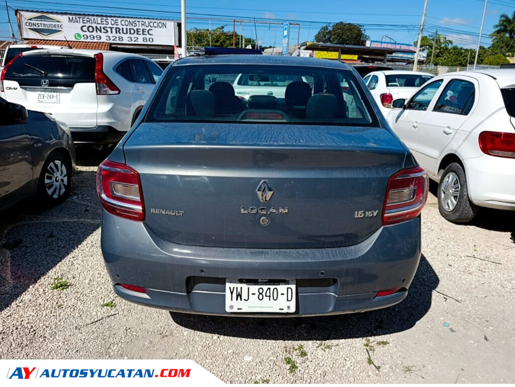 Renault Logan Dinamique 2015