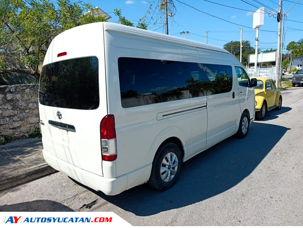 Toyota Hiace Pasajera 2015