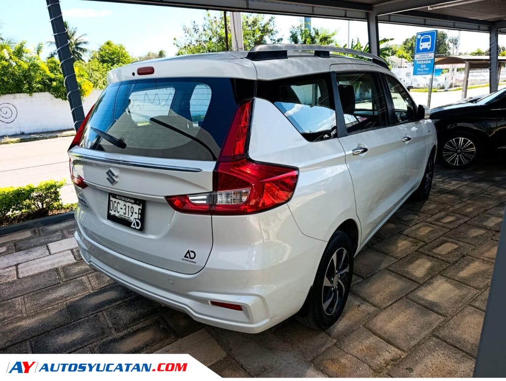 Suzuki Ertiga GLX Booster Green 2024