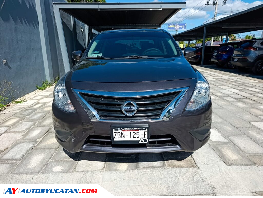 Nissan Versa Sense Automático 2019