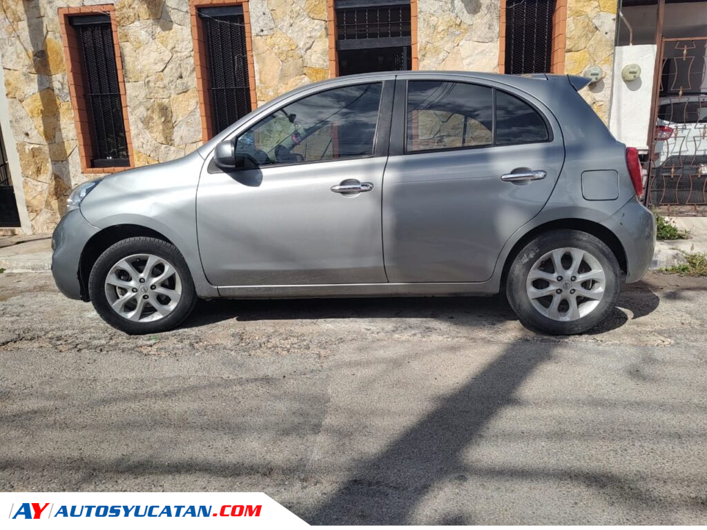 Nissan March Advance 2016