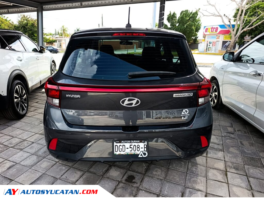 Hyundai Grand i10 2024