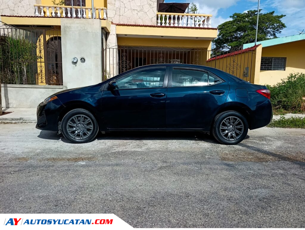 Toyota Corolla Base 2017