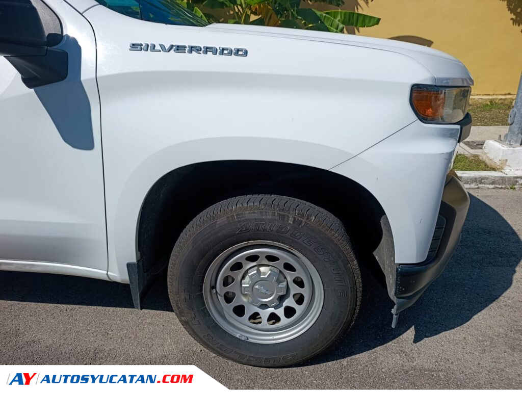 Chevrolet Silverado 1500 Cabina Regular 4x2 A WT 2019