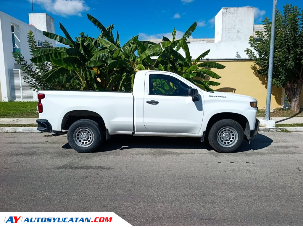 Chevrolet Silverado 1500 Cabina Regular 4x2 A WT 2019