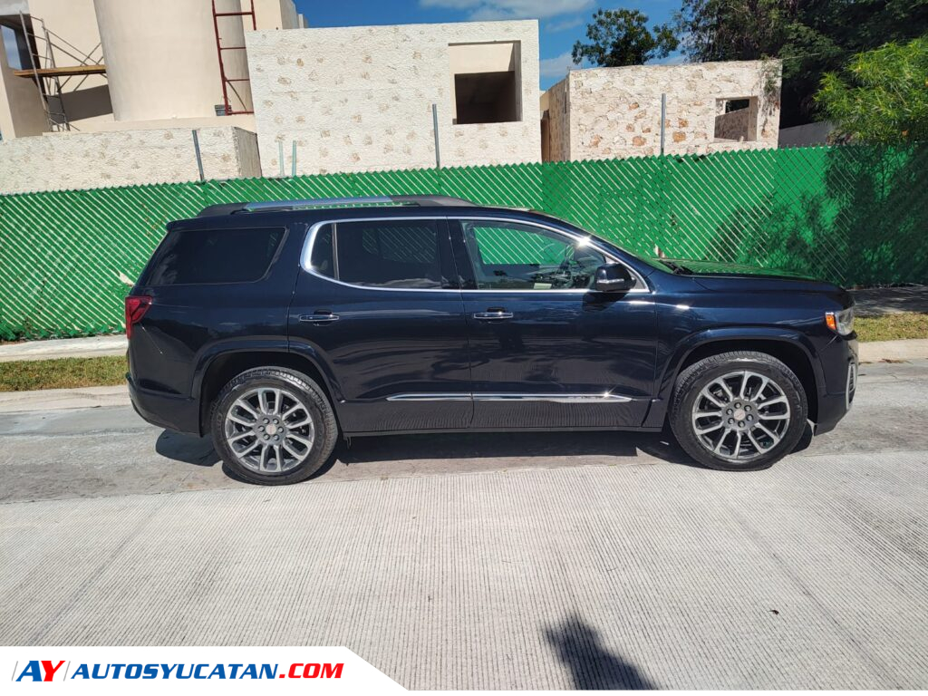 GMC Acadia Denali 2022