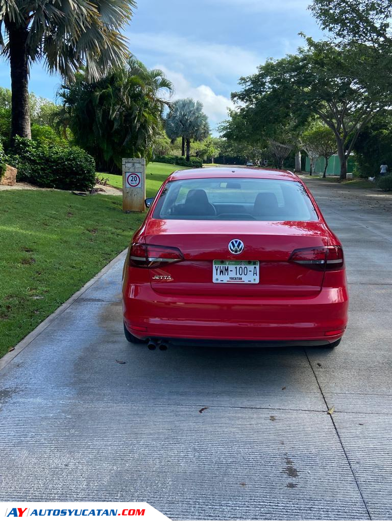 Volkswagen Jetta 2.0 Automático 2016