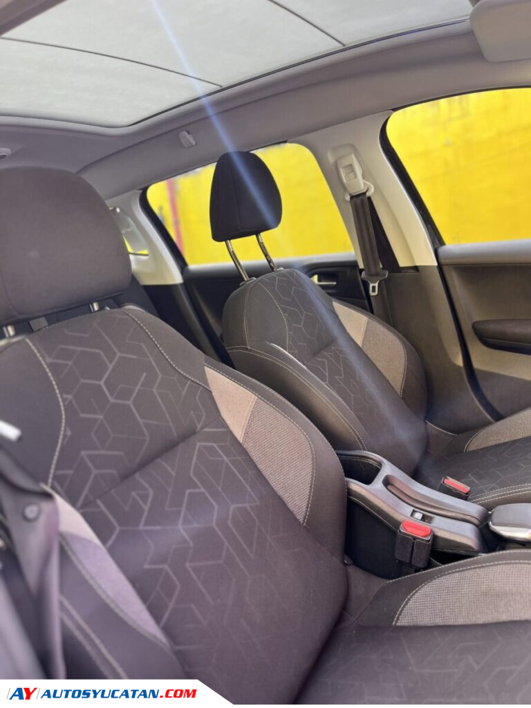 PEUGEOT A2008 ALLURE PACK