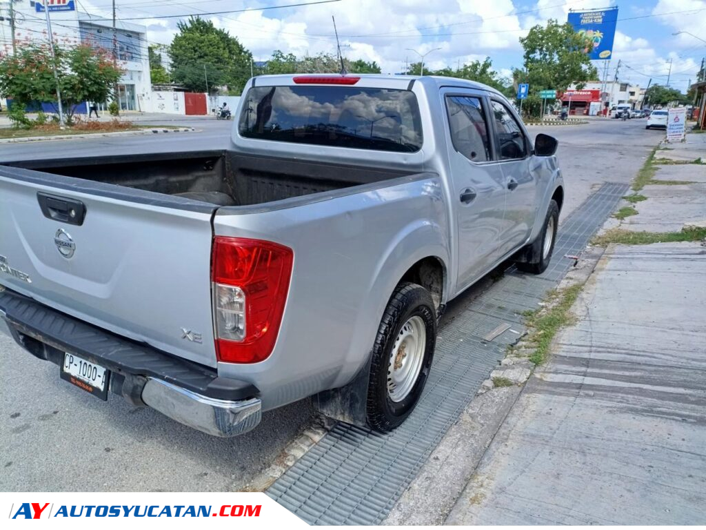 NISSAN FRONTIER NP300 DOBLE CABINA LE 2019