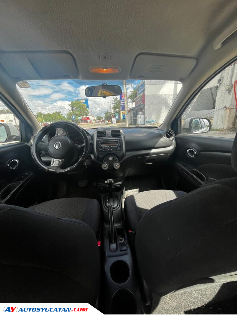 VERSA ADVANCED AUTOMATICO 2012