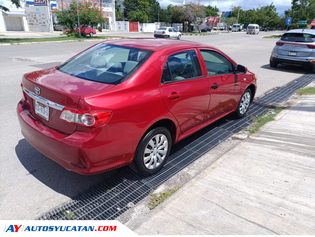 TOYOTA COROLLA LE 2011