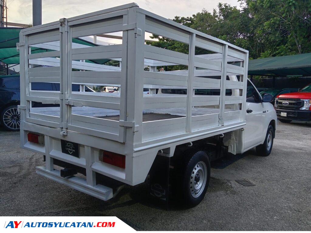 Toyota Hilux Estacas 2022
