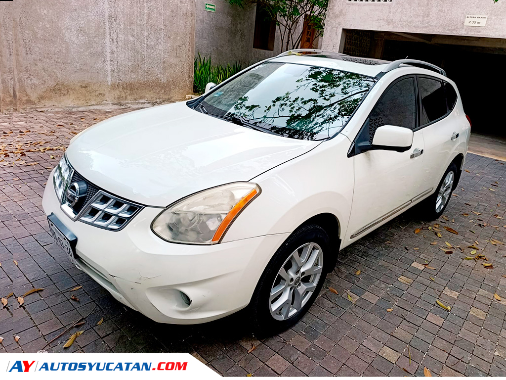 Nissan Rogue Exclusive 2014