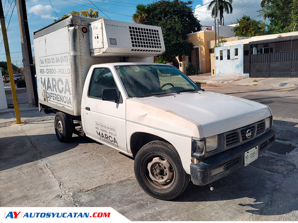 Nissan Estacas Chasis con Caja Termica y Termo 2007