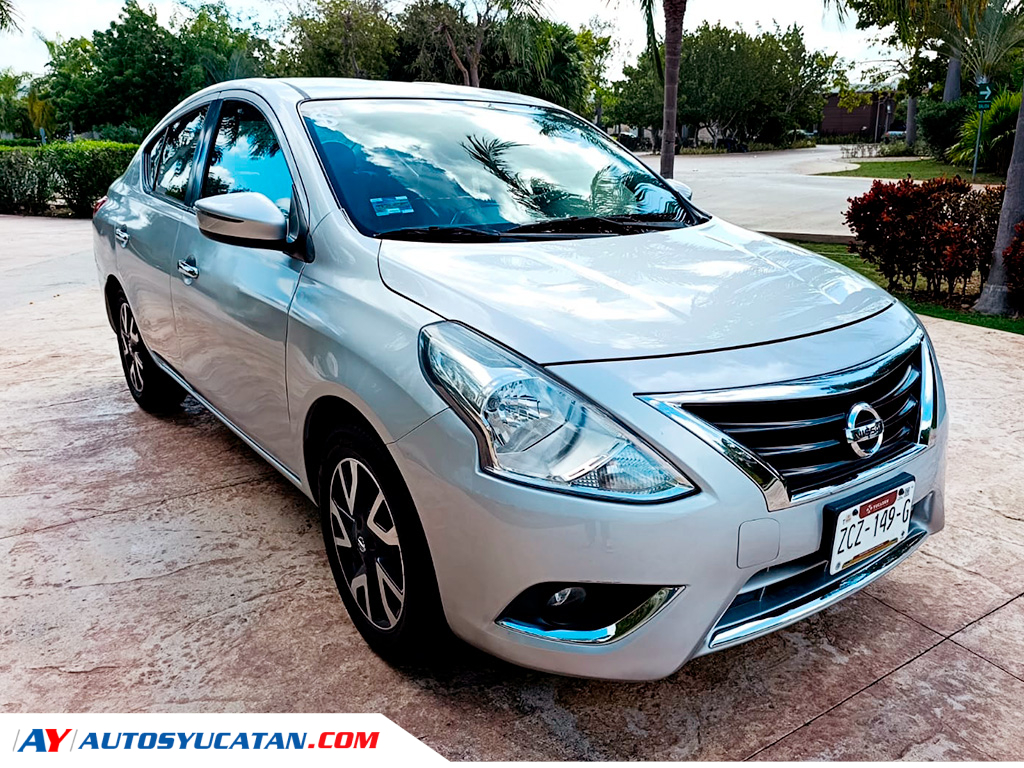 Nissan Versa Exclusive 2016