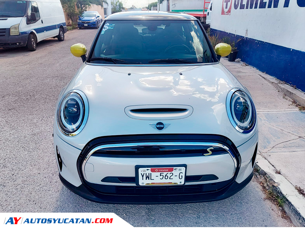 Mini Cooper SE Iconic 2022