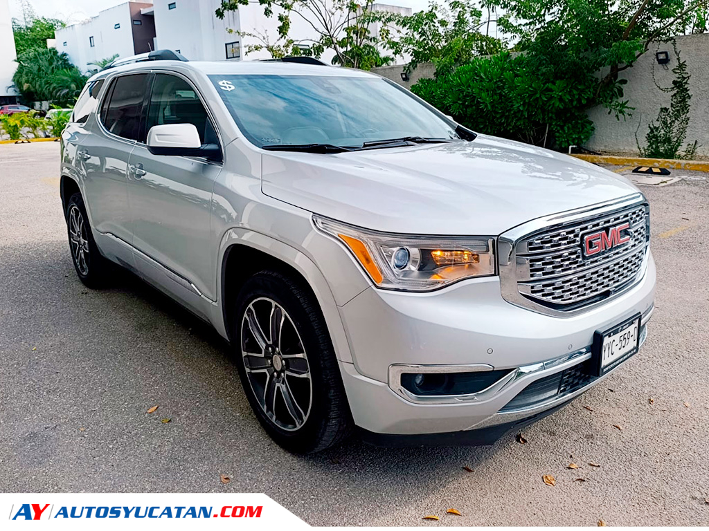 GMC Acadia Denali AWD 2018