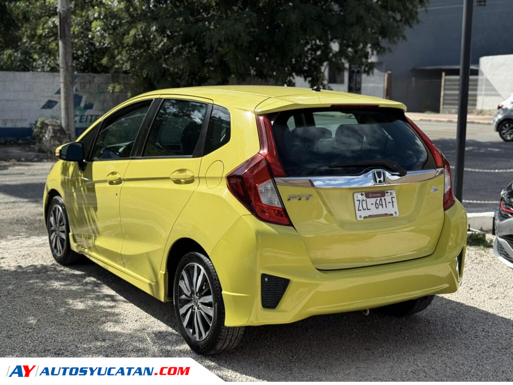 HONDA FIT 2016