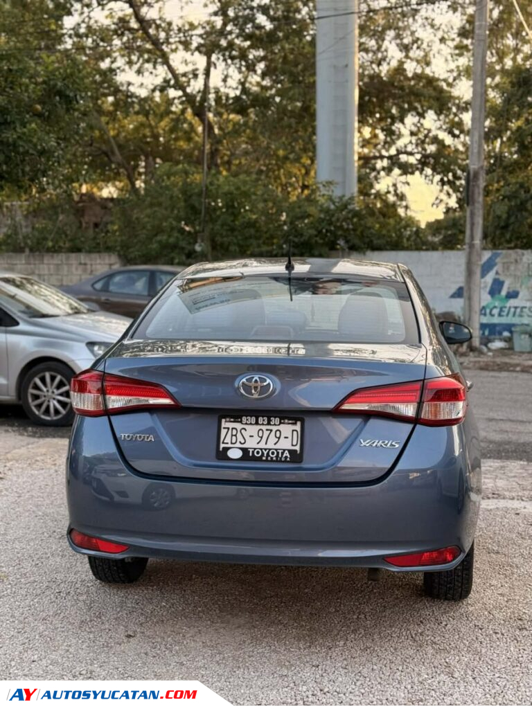 TOYOTA YARIS 2019