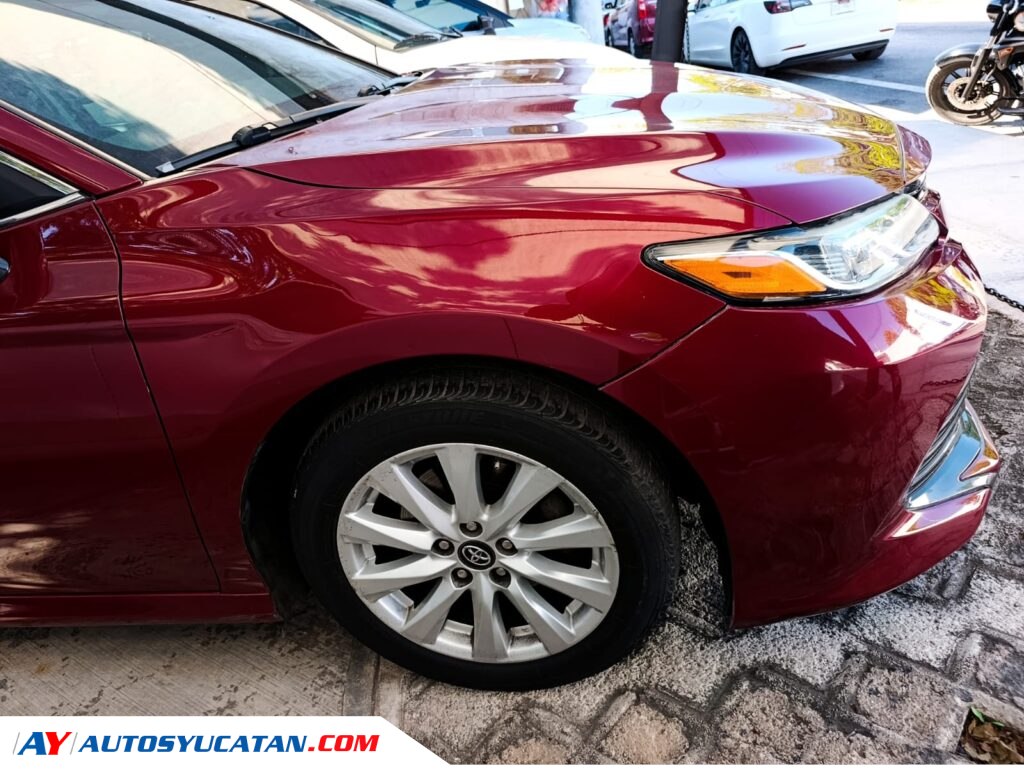 Toyota Camry 2019