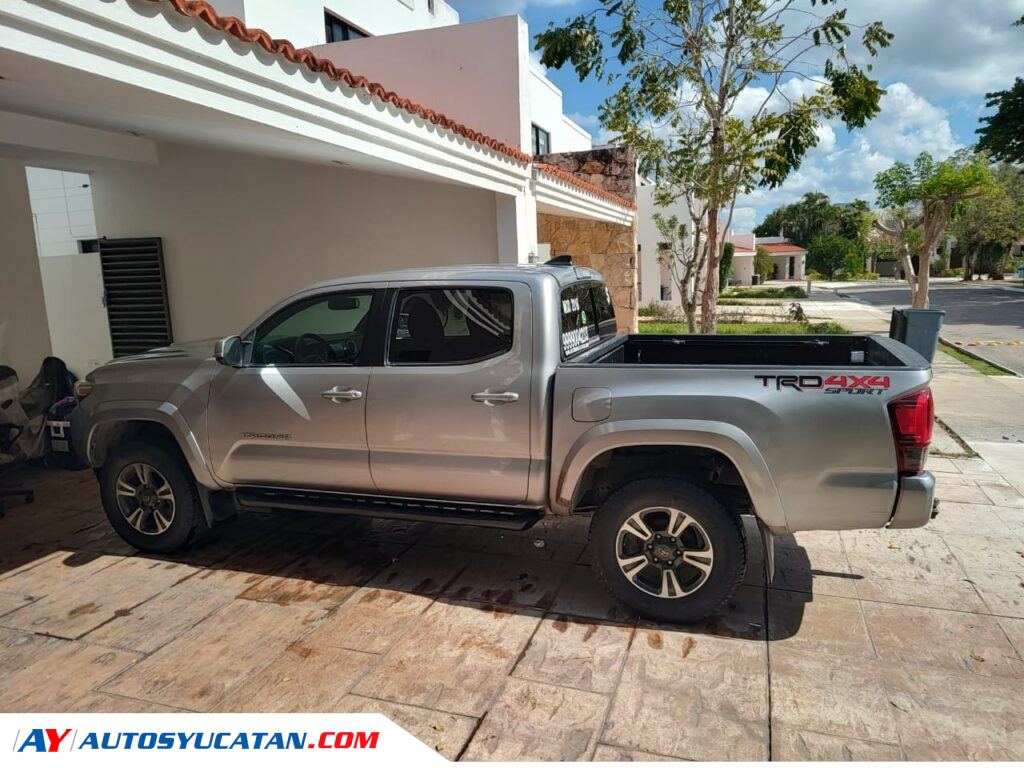 Toyota Tacoma TRD Sport 4x4 2018