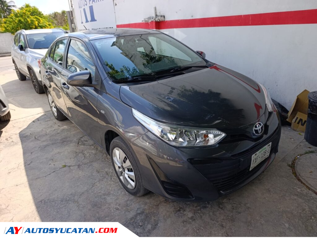 Toyota Yaris Core 2019