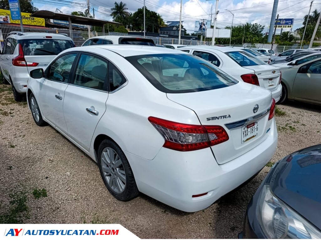 Nissan Sentra Exclusive 2015