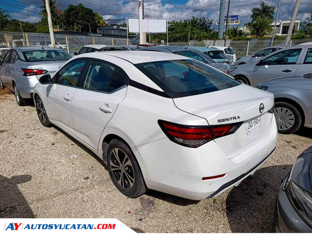 Nissan Sentra Automático 2020