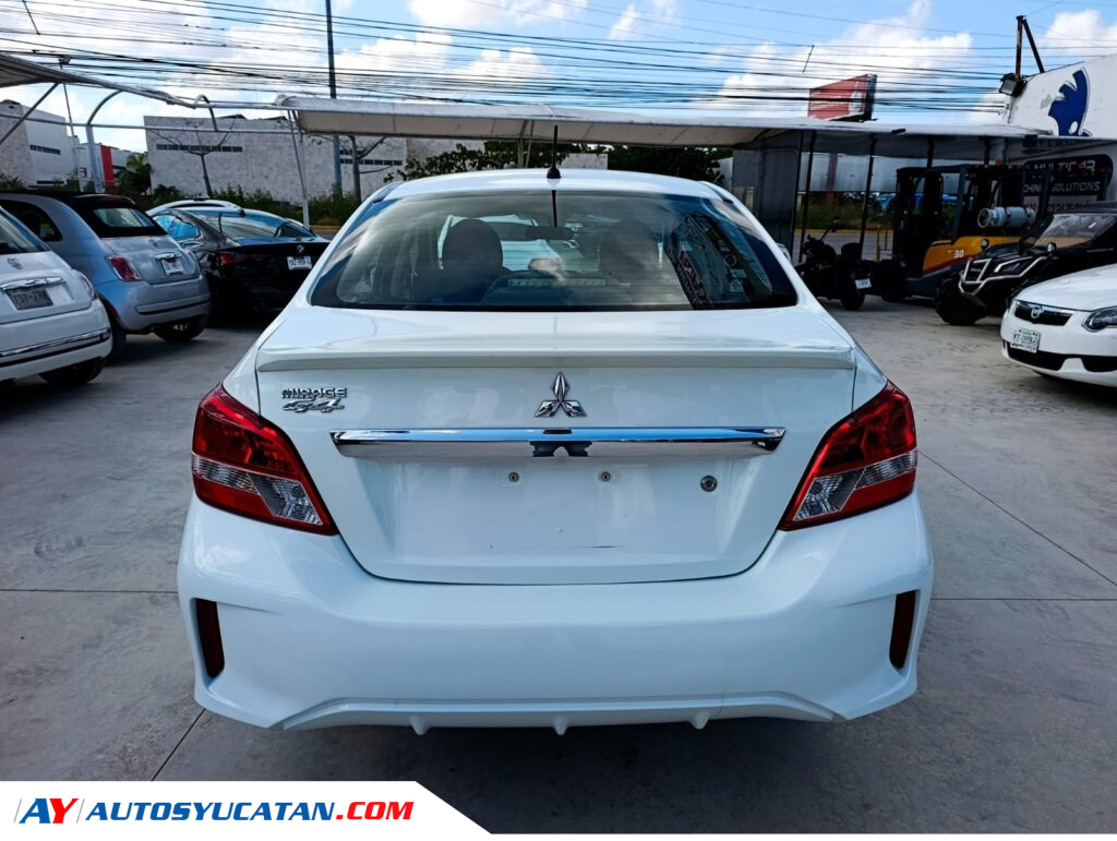 Mitsubishi Mirage G4 2022