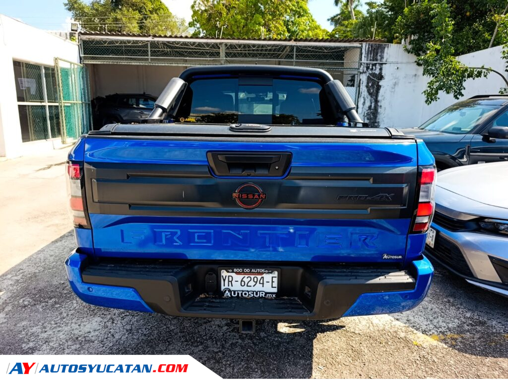 Nissan Frontier 2025