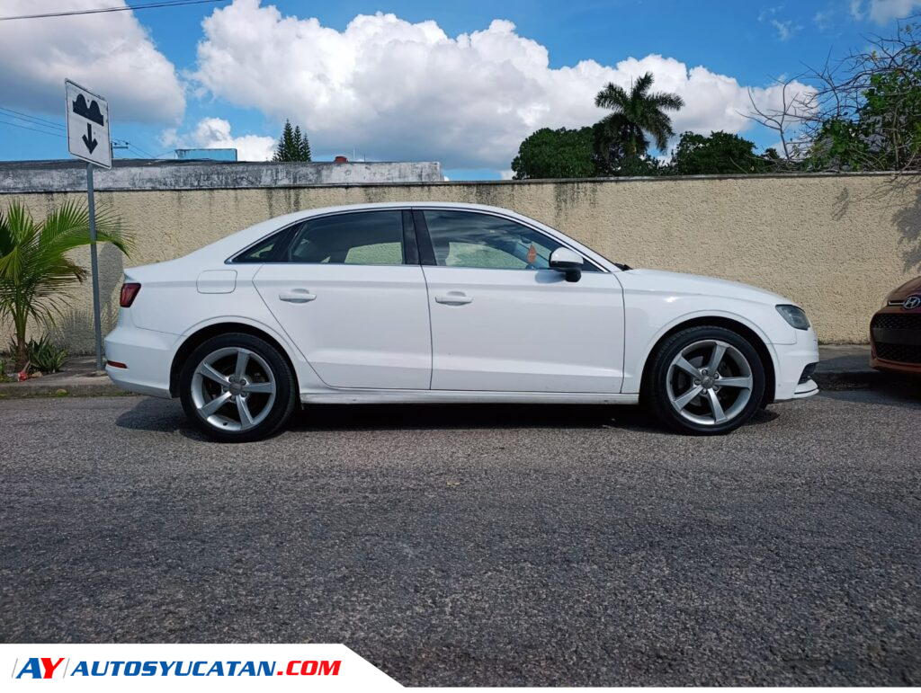 Audi A3 Sedan Attraction 2016