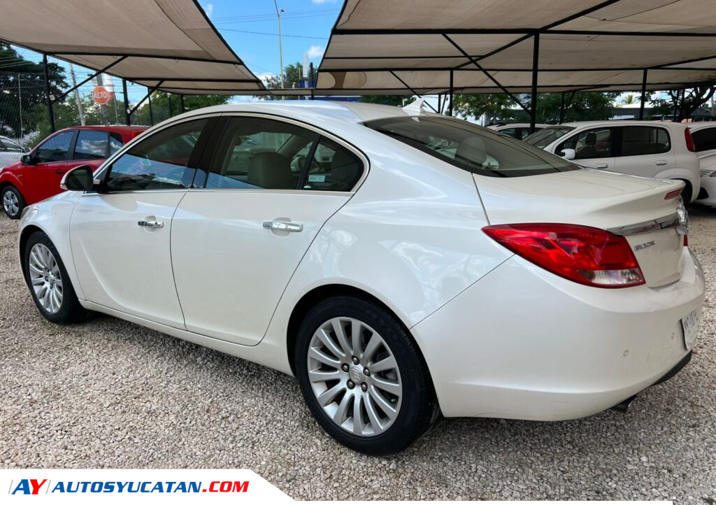 Buick Regal 2013