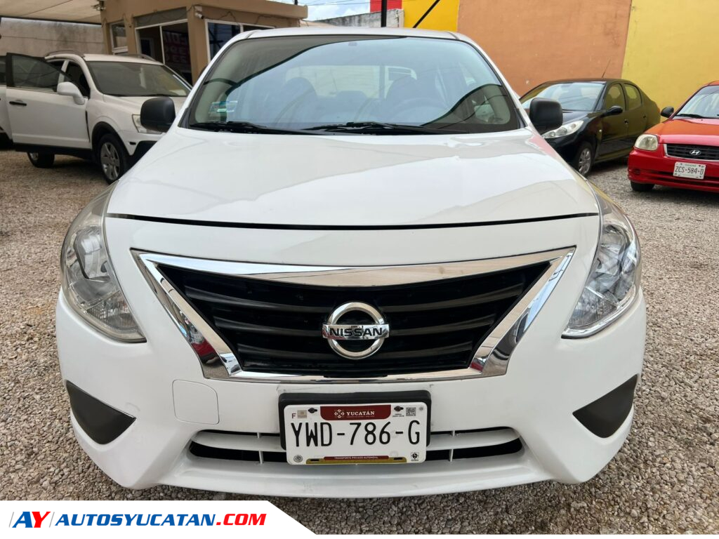 Nissan Versa 2020