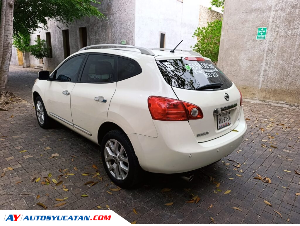 Nissan Rogue Exclusive 2014