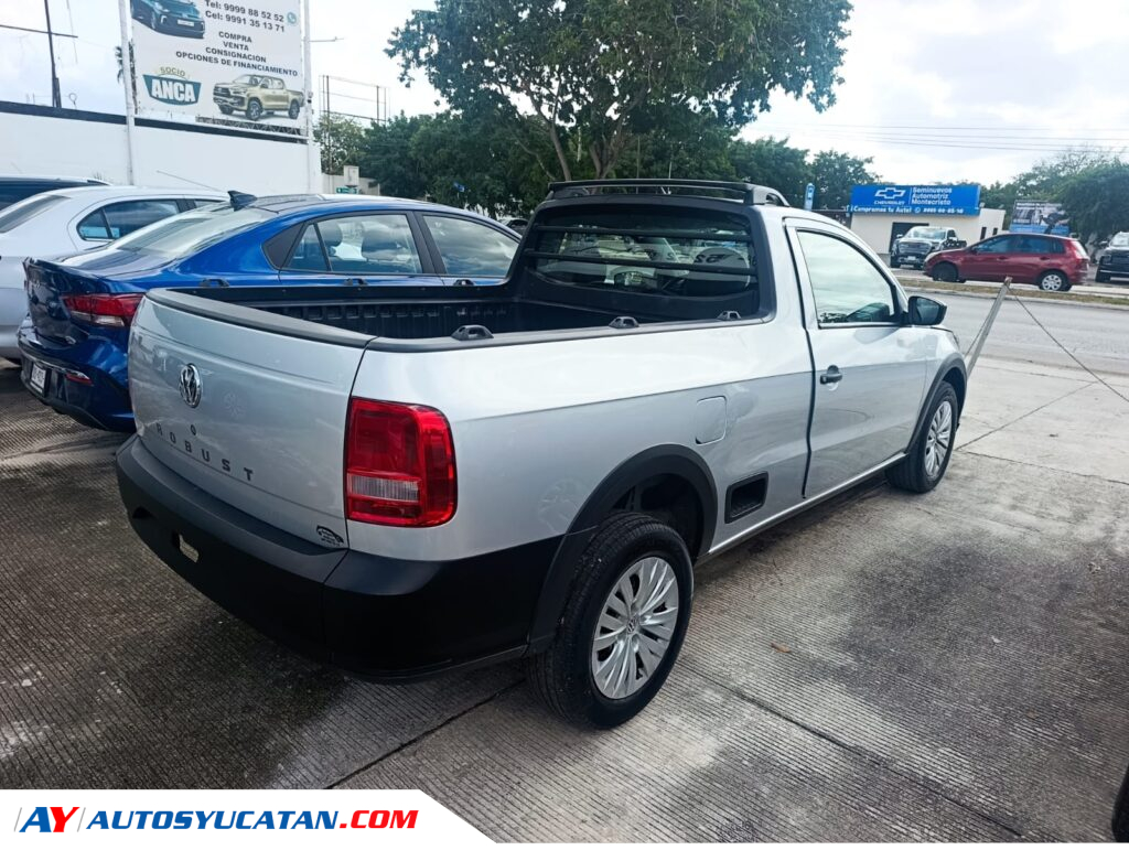 Volkswagen Saveiro Robust 2023