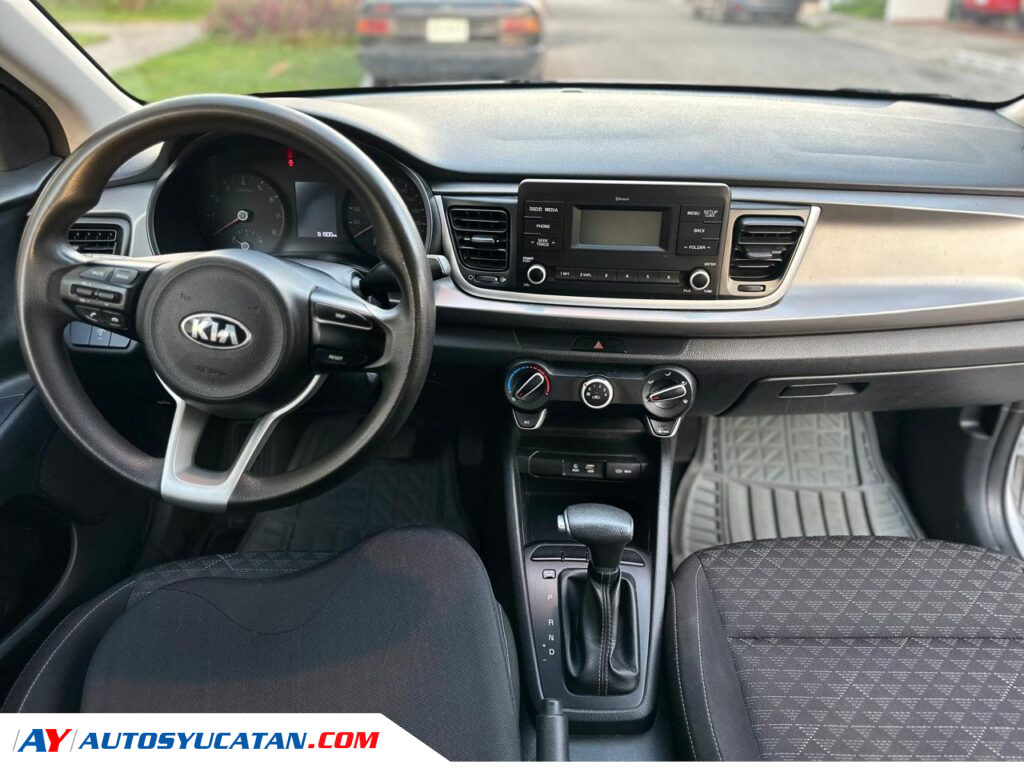 Kia Rio Automático 2020
