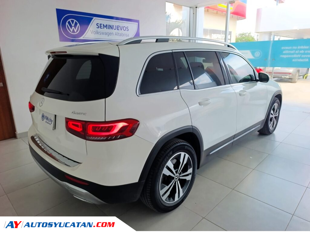 Mercedes-Benz GLB 2020