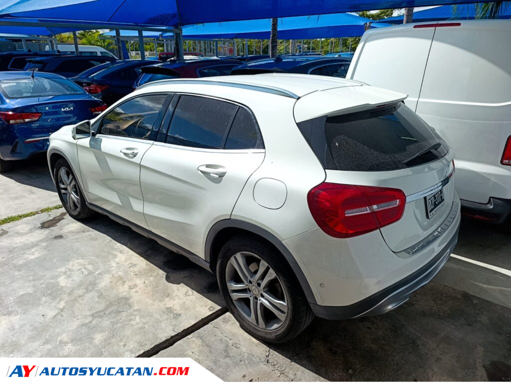 Mercedes GLA 200 2017