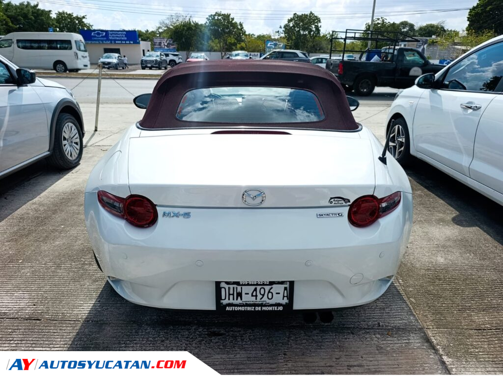 Mazda MX-5 i Sport 2021