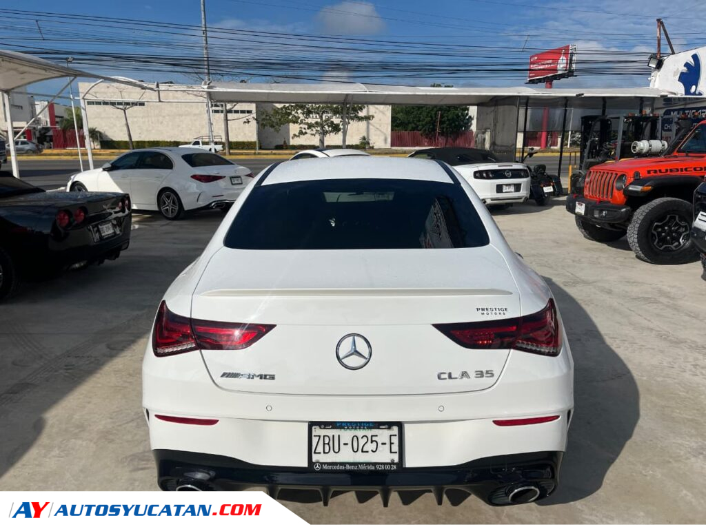 Mercedes Benz CLA 35 AMG 2023