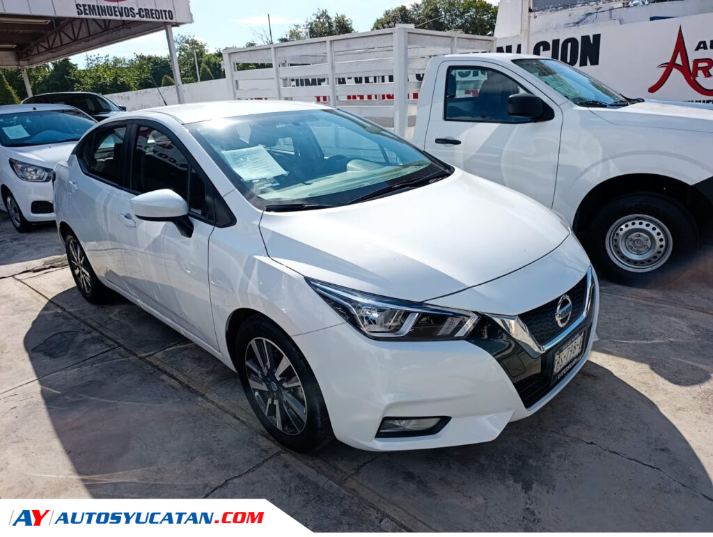 Nissan Versa Advance 2022