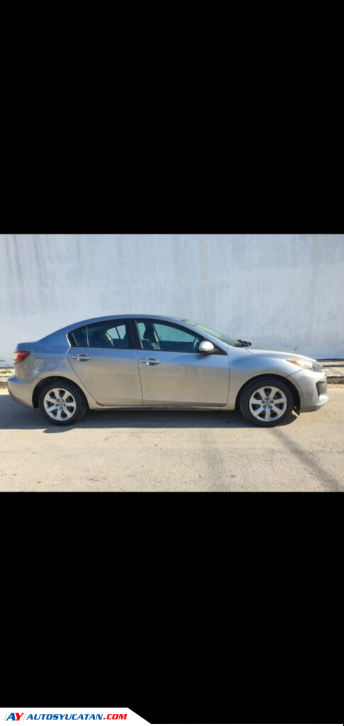 Mazda 3 2013 perfectas condiciones