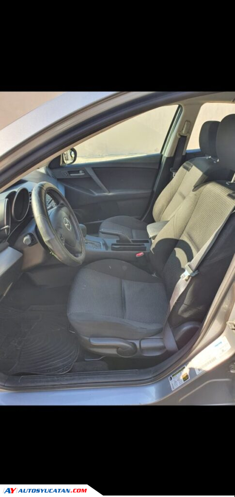 Mazda 3 2013 perfectas condiciones