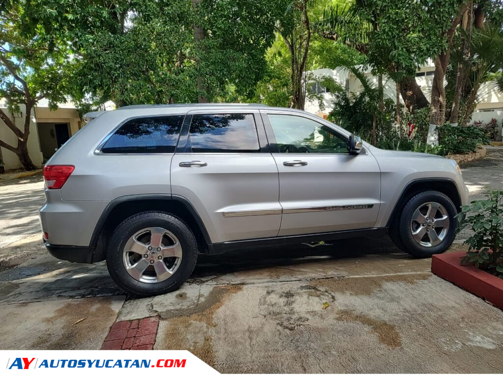 Jeep Grand Cherokee Limited 2011