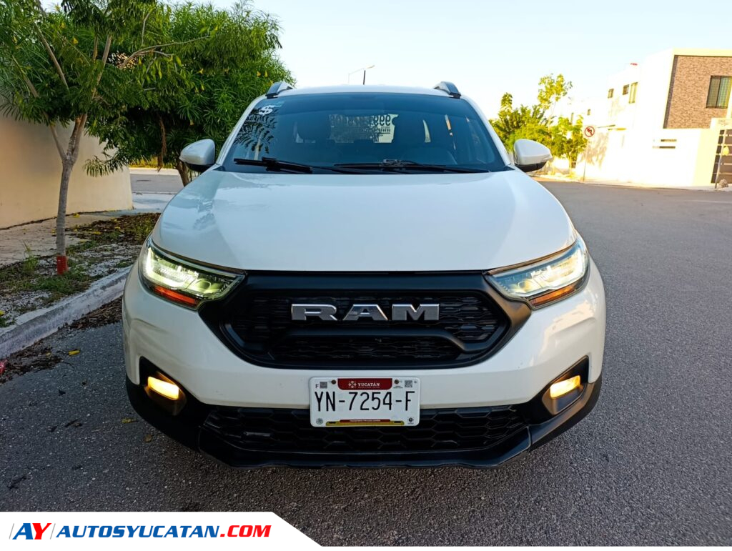 Dodge RAM 700 Laramie 2021