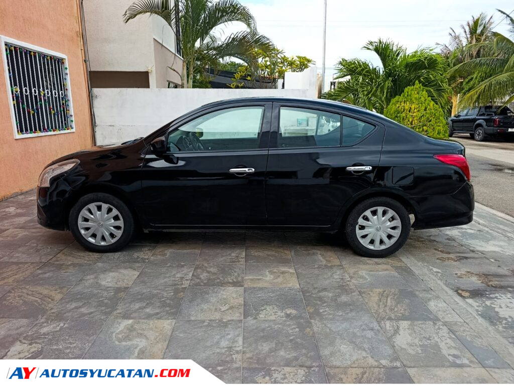Nissan Versa Sense 2018