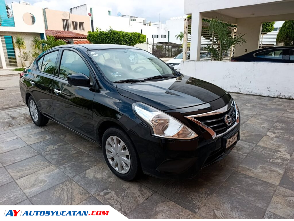 Nissan Versa Sense 2018