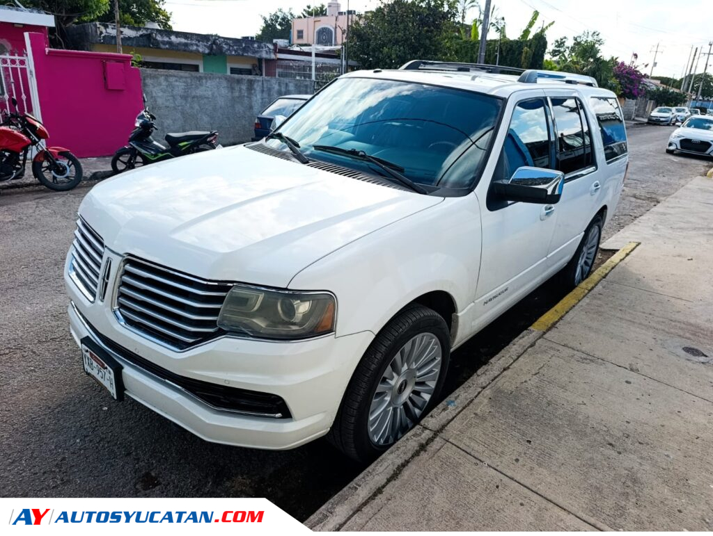 Lincoln Navigator 2015