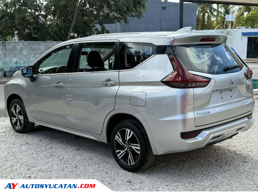 MITSUBISHI XPANDER 2023