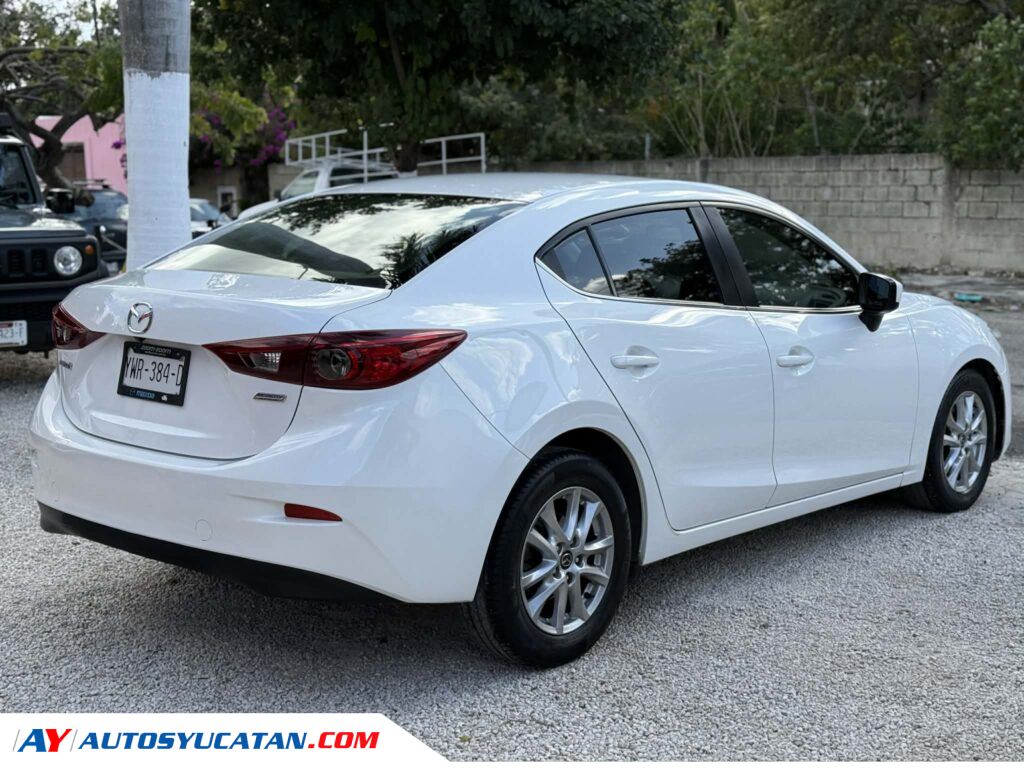 MAZDA 3 SEDAN 2017